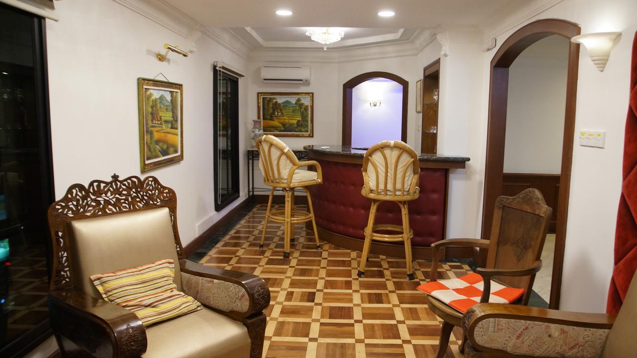 Marina Court Luxury Penthouse Aparthotel Kota Kinabalu Exterior photo